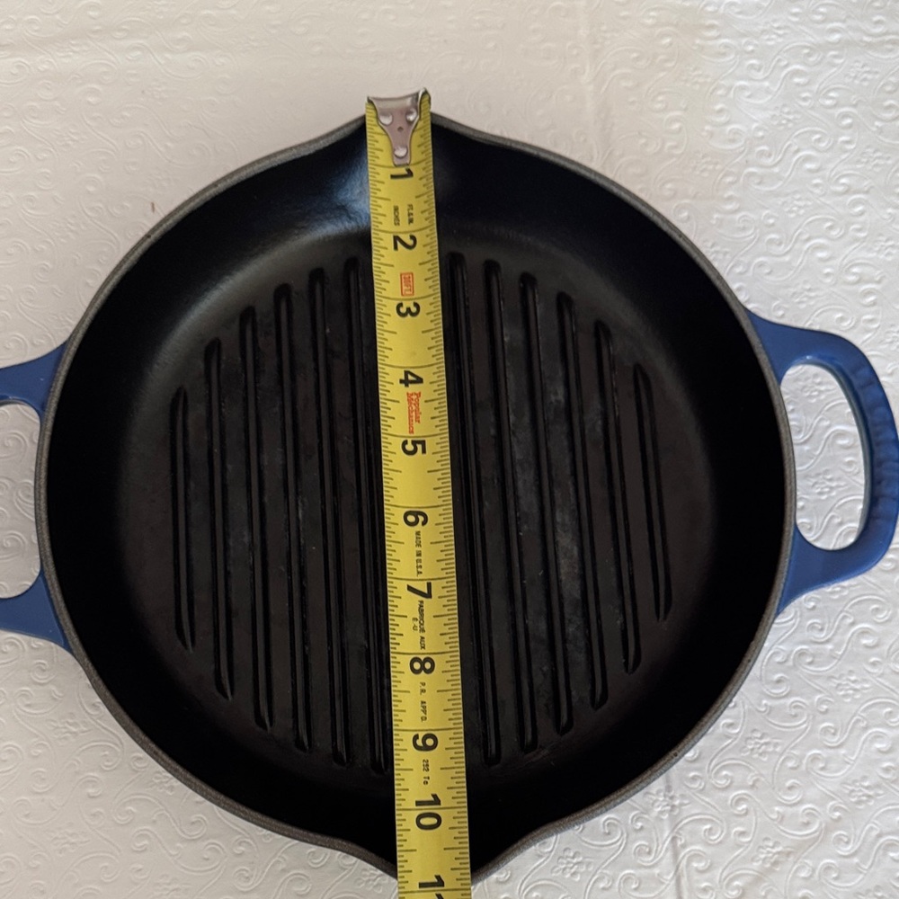 Le Creuset Lapis Cast Iron Grill Pan - Picture 6 of 11